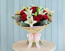 Букет цветов из:  Лилии и Розы #REPLACE_PRED# Лабинске