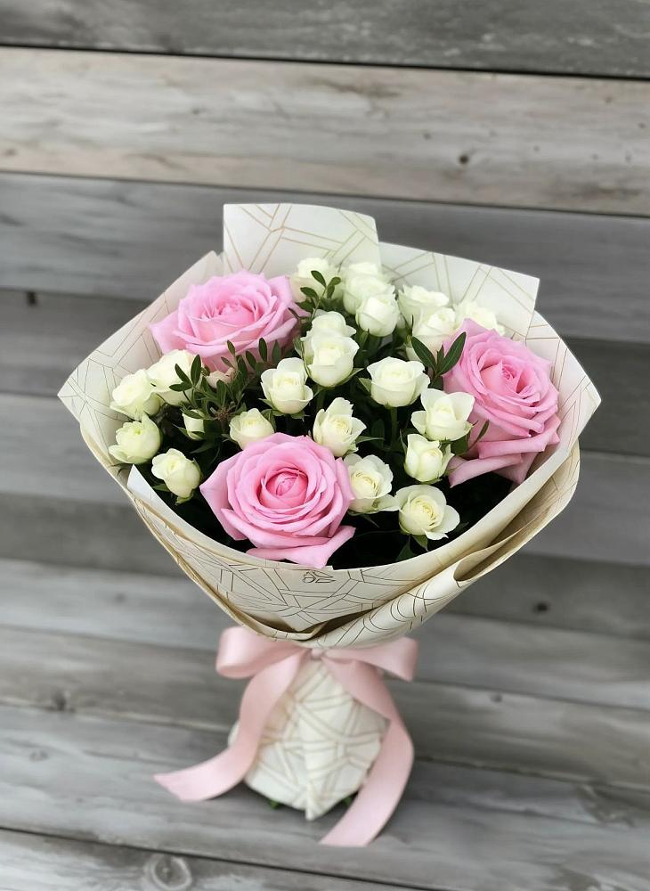Букет цветов из: Розы в Лабинске