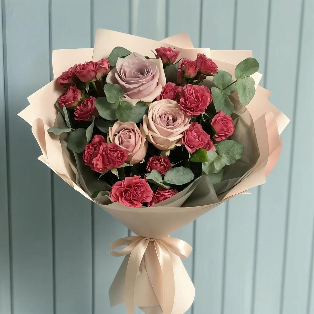 Букет цветов из: Гвоздики и Розы в Лабинске