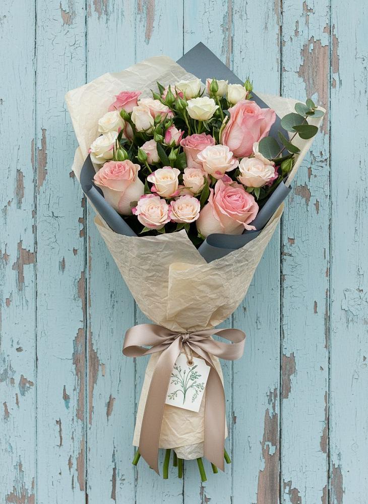 Букет цветов из: Розы в Лабинске