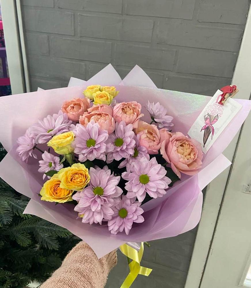 Букет цветов из: Хризантемы и Розы в Лабинске
