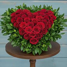 Цветочная композиция из Розы в виде сердца #REPLACE_PRED# Лабинске