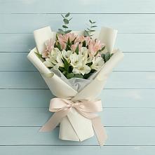 Букет цветов из:  Альстромерии #REPLACE_PRED# Лабинске