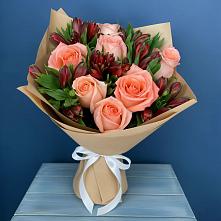 Букет цветов из:  Розы и Альстромерии в Лабинске