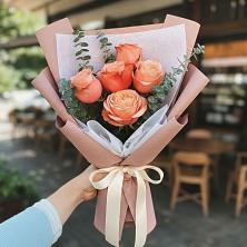 Букет цветов из:  Розы в Лабинске