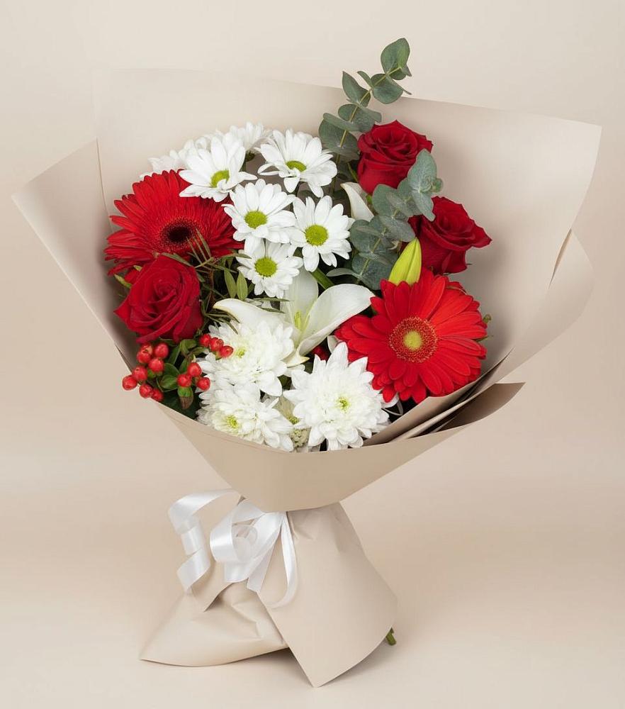 Букет цветов из: Розы, Хризантемы, Герберы и Лилии в Лабинске
