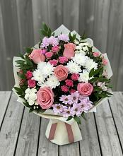 Букет цветов из:  Альстромерии, Гвоздики, Розы и Хризантемы #REPLACE_PRED# Лабинске