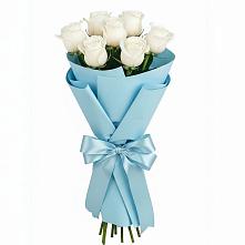 Букет 7 белых роз Проуд в Лабинске