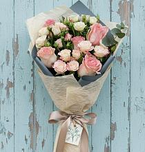 Букет цветов из:  Розы #REPLACE_PRED# Лабинске