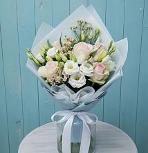 Букет цветов из:  Розы и Лизиантусы #REPLACE_PRED# Лабинске