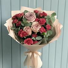 Букет цветов из:  Гвоздики и Розы #REPLACE_PRED# Лабинске